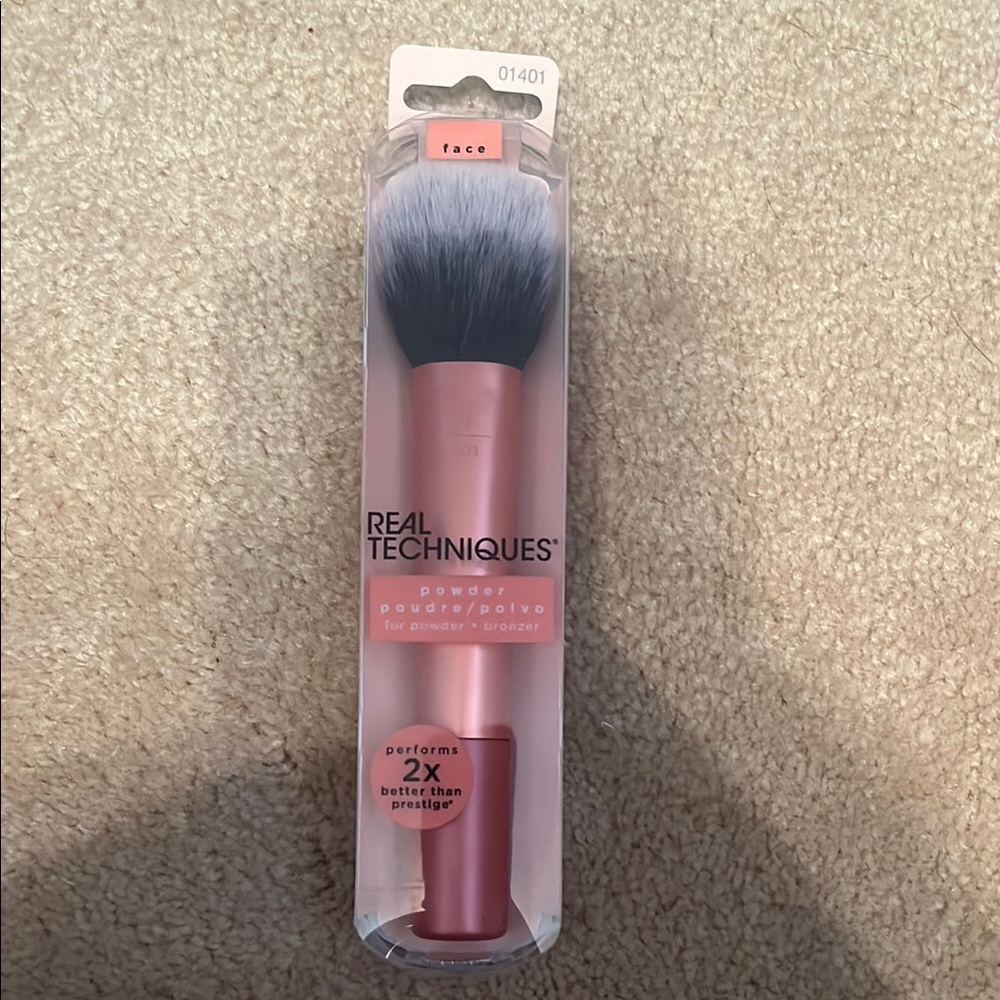 Real Techniques Pink Powder Brush